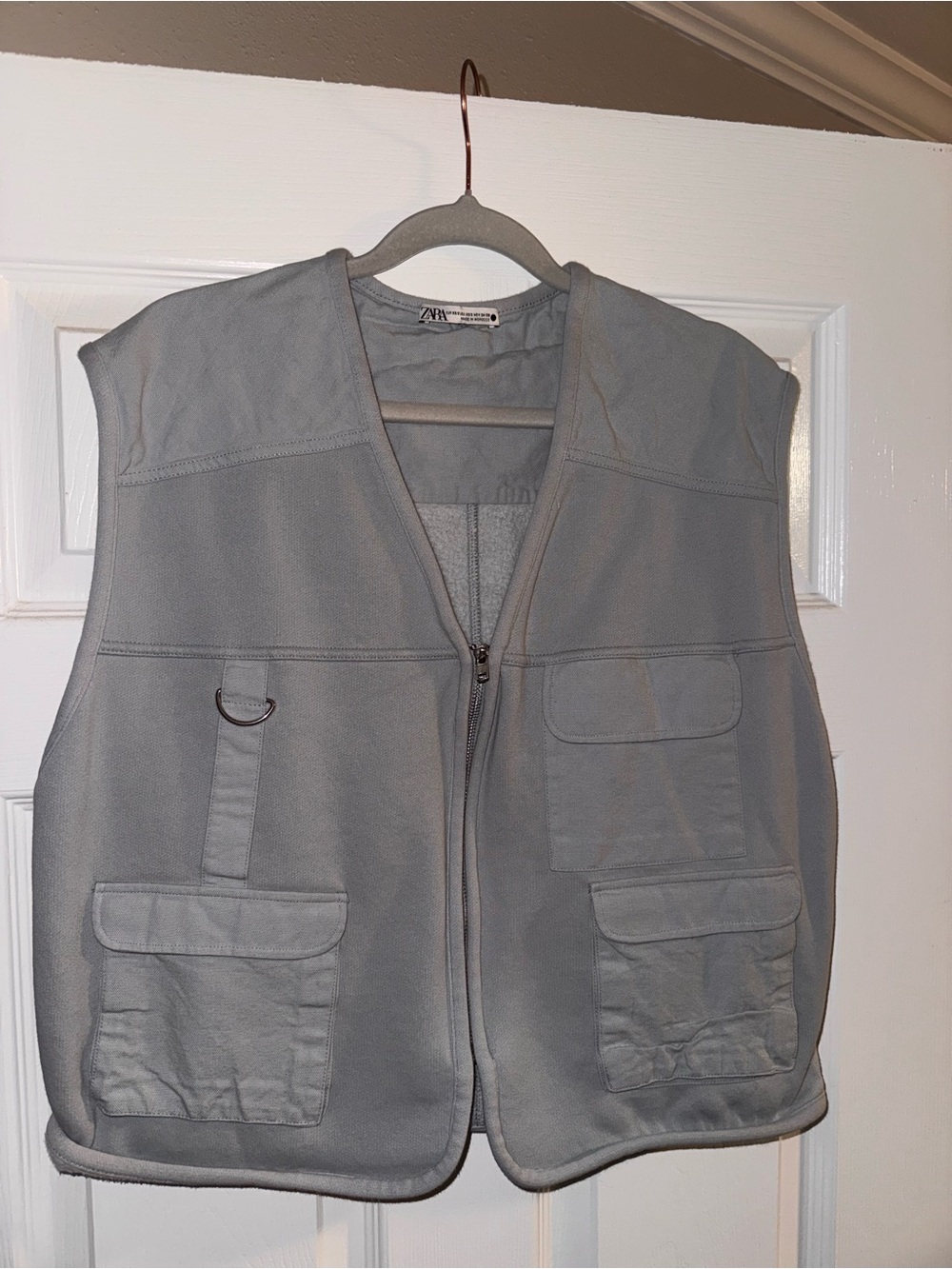 Zara Light Gray Utility Vest with Front Pockets